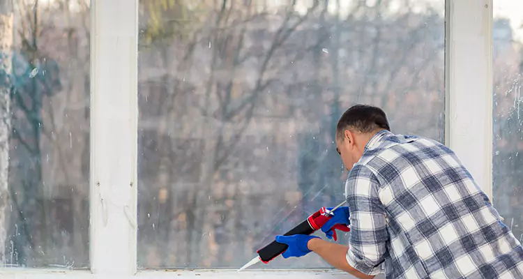 Repair Sliding Closet Doors Not Moving in Lutz, FL