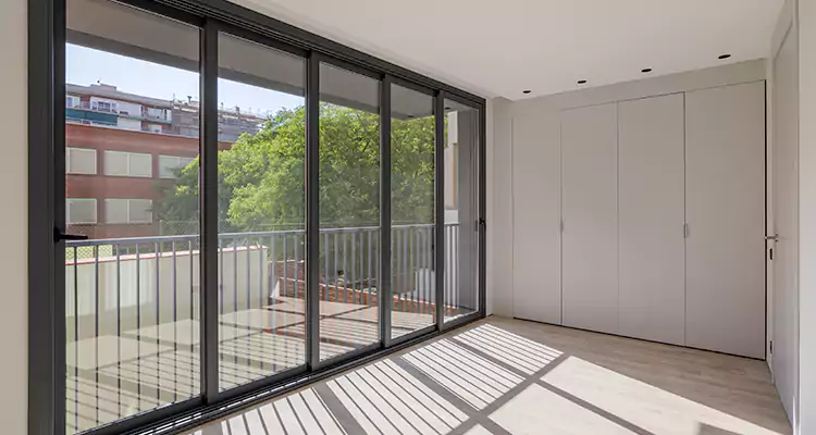 Balcony Sliding Glass Doors in Lutz, FL