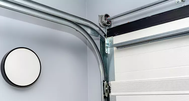 Garage Door Cable Repair Cost in Lutz, FL
